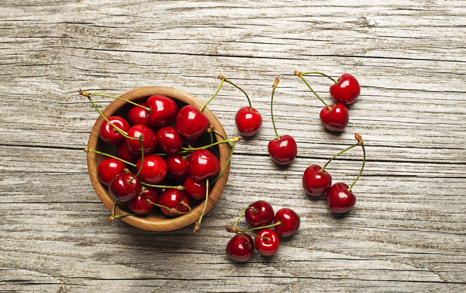 the-best-and-worst-foods-for-sleep-960x603